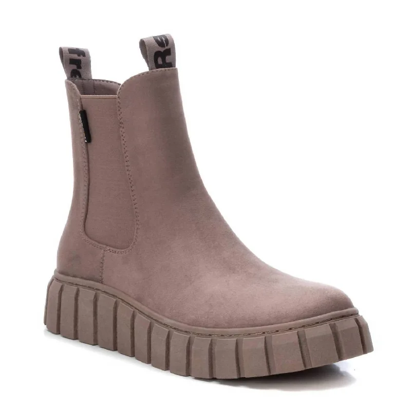 Women's Suede Booties In Light/pastel Brown